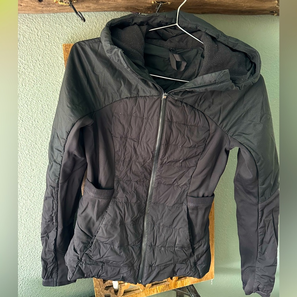 Lululemon water tight running jacket xs